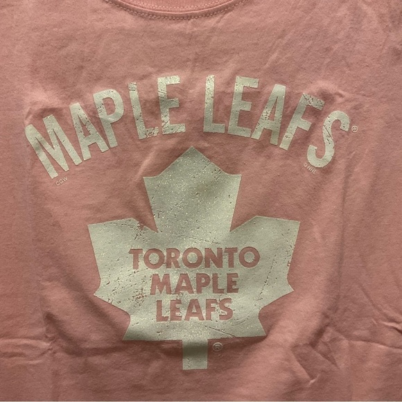 Maple Leafs Pink Tee Youth Size L NWOT - Picture 4 of 6